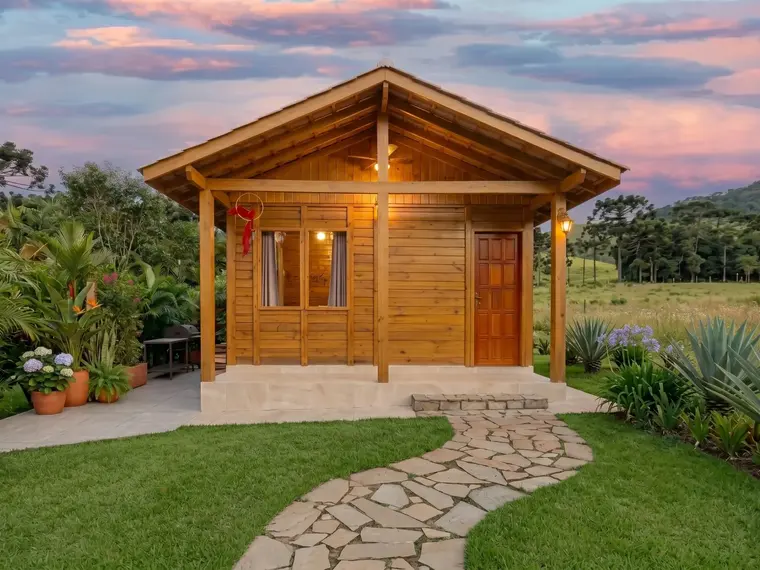 Fachada: Casa 73,50m² com Suíte, Varanda e Lavanderia